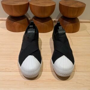 Adidas shell rare slip on